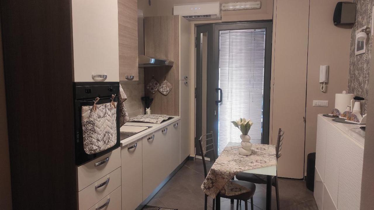 Appartamento Carminella Catania Bagian luar foto